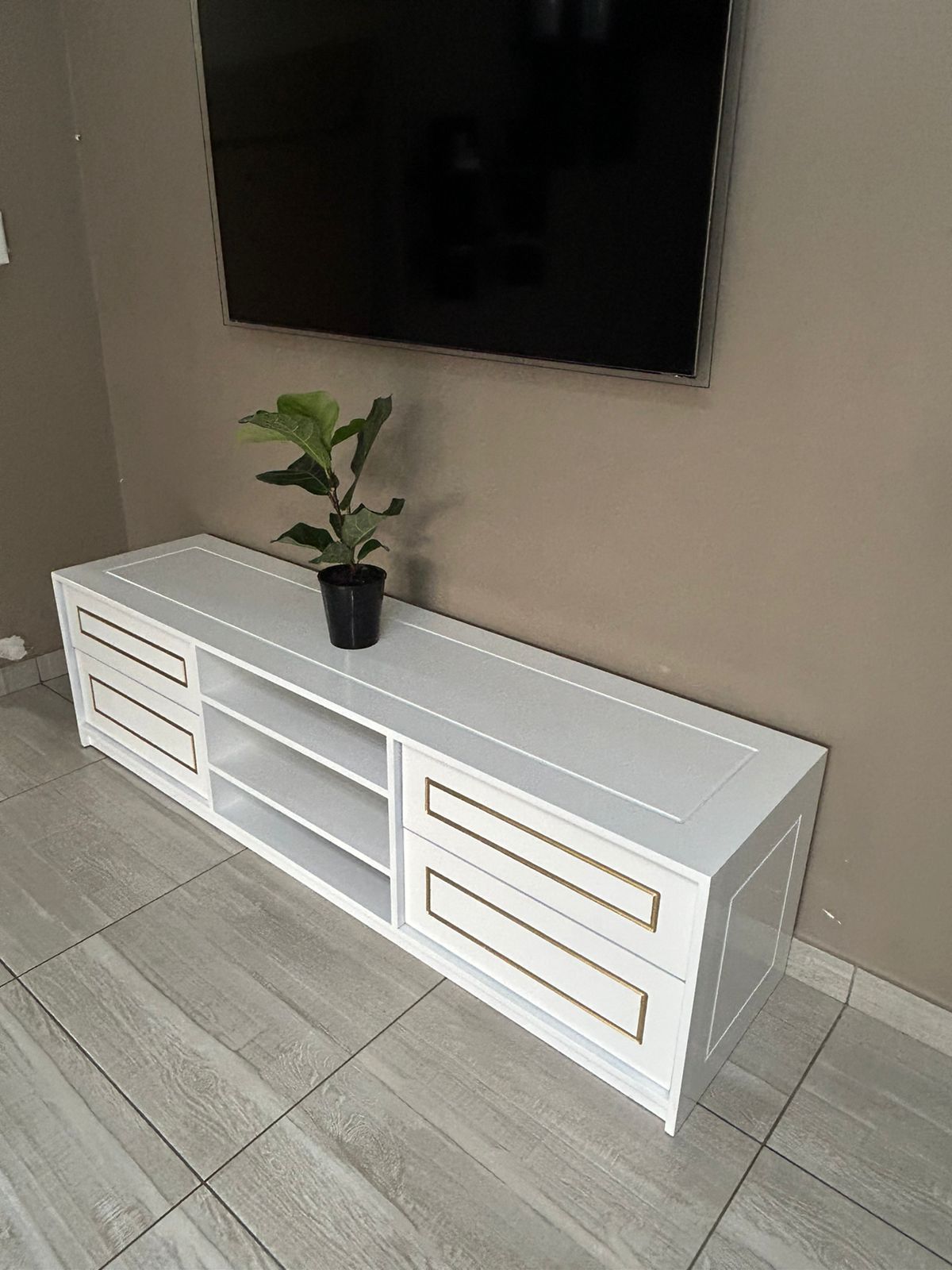 WhatsApp Image 2024-03-11 at 20.05.21